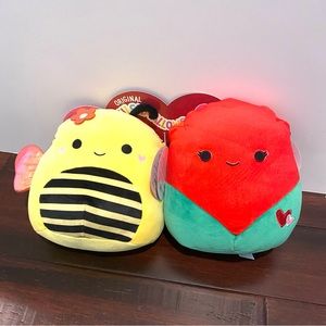 SQUISHMALLOWS NWT Walgreens Exclusive Sunny Bee and Walsh Rose 8" Plush Toy SV1